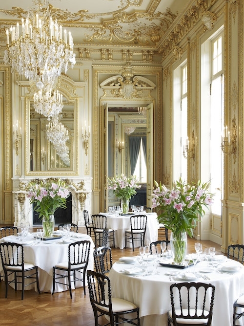 Salon d'un hôtel de luxe Salon d'un hôtel de luxe
