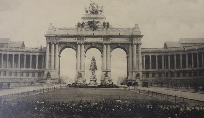 Esquisse du monument consacré à Léopold II dans l’axe des arcades du Cinquantenaire Esquisse du monument consacré à Léopold II dans l’axe des arcades du Cinquantenaire