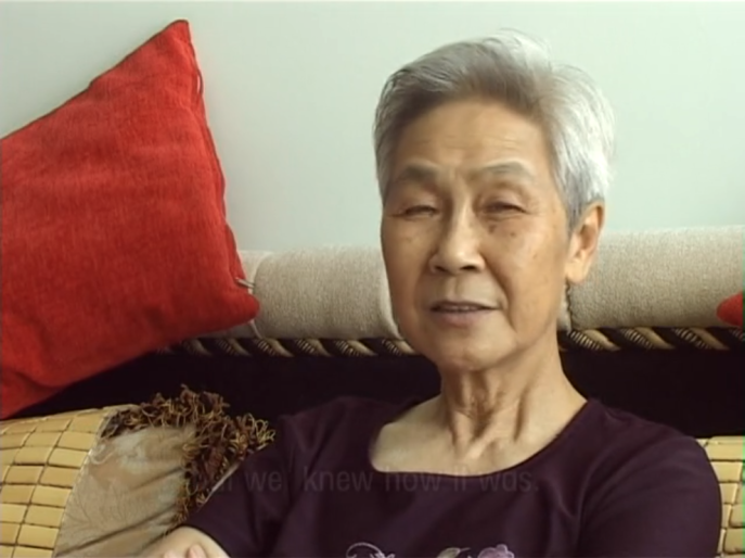 Tan Chanxue dans Seaching for Lin Zhao’s soul, film de Hu Jie, 2004. Tan Chanxue dans Seaching for Lin Zhao’s soul, film de Hu Jie, 2004.