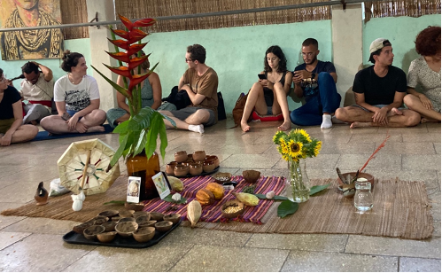 Autel réalisé pour la cérémonie de « remerciement au cacao »