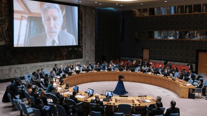 Roger Waters durant son allocution aux Nations Unies. Crédit EPA/TASS
